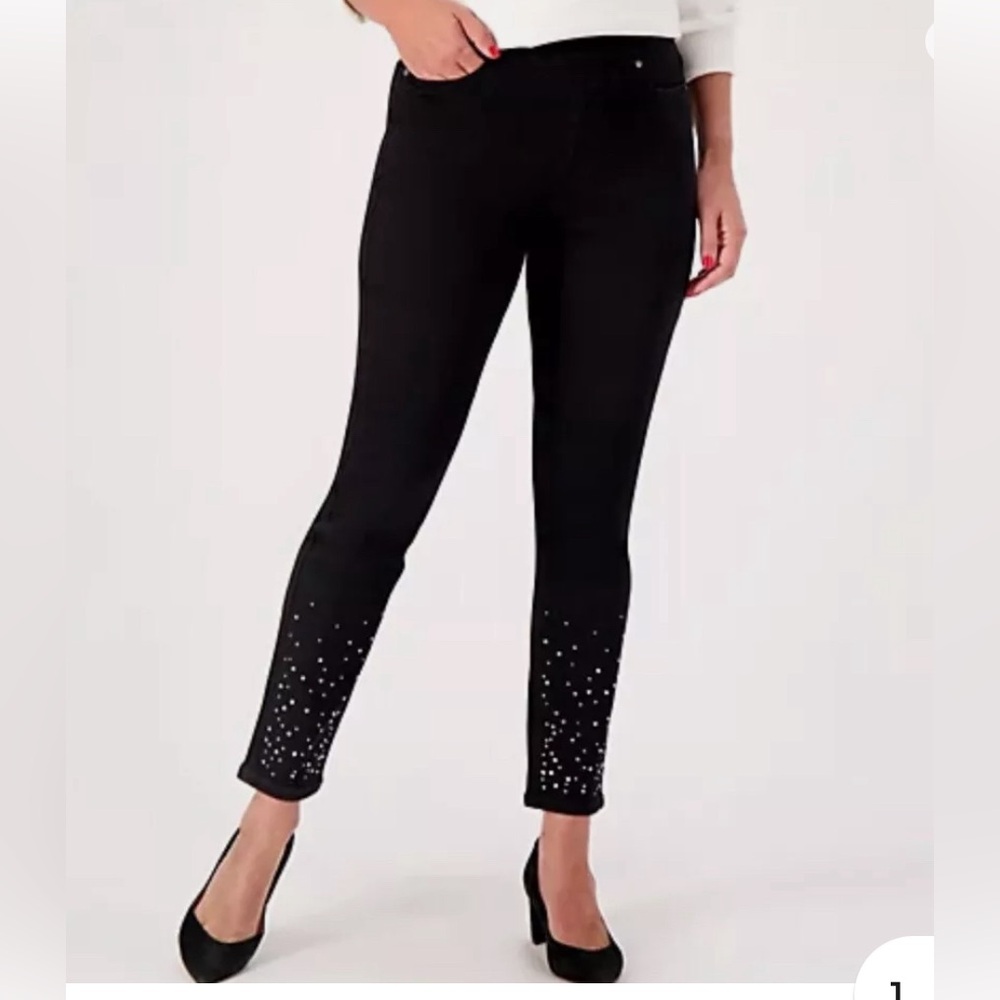 NWT Isaac Mizrahi Pull on style Jeans - Picture 2 of 6